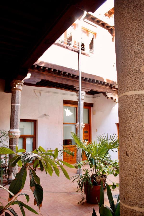 Atico Duplex En Centro Historico Toledo Apartment Exterior photo